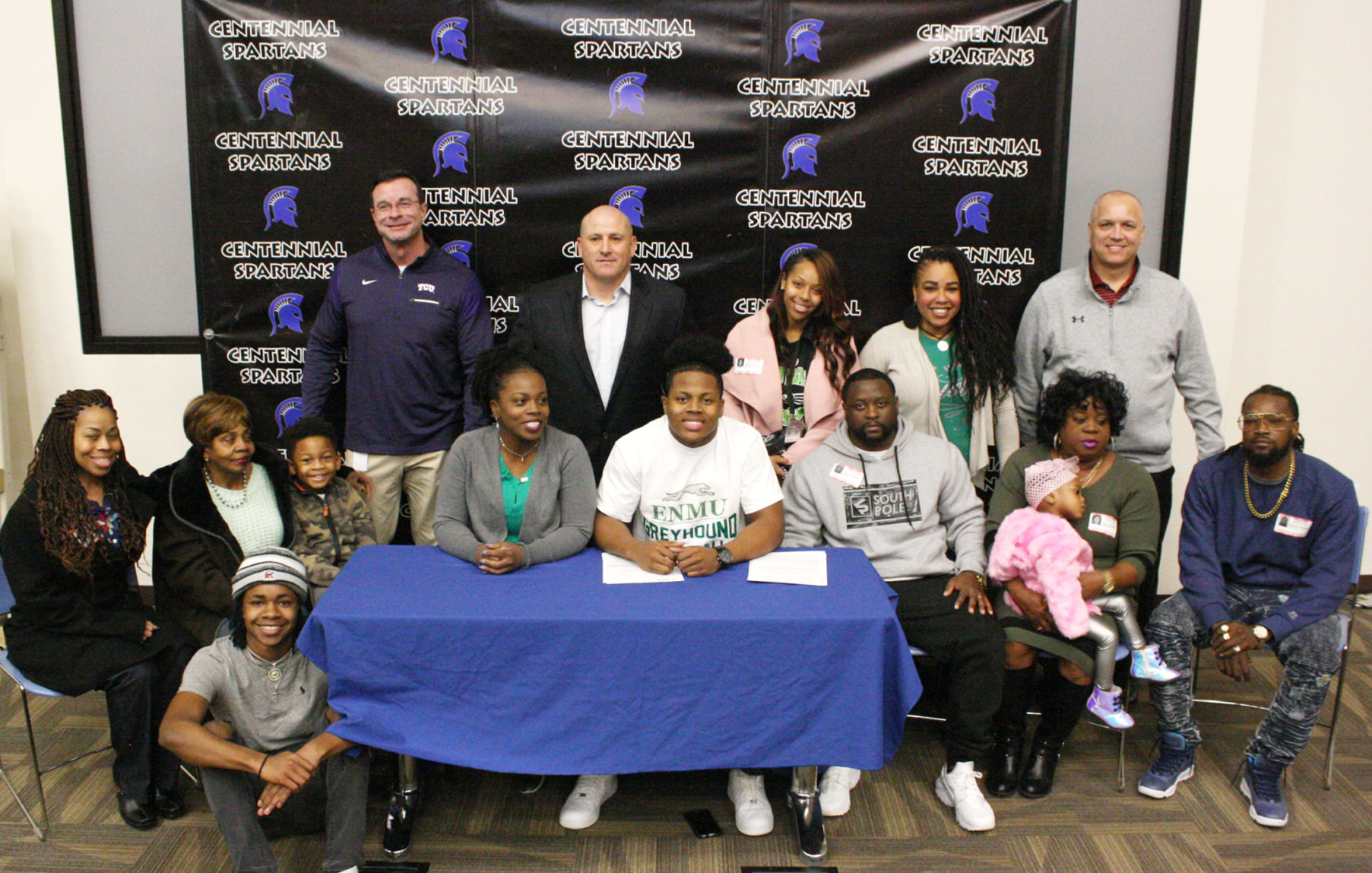 Chase Phillips signing